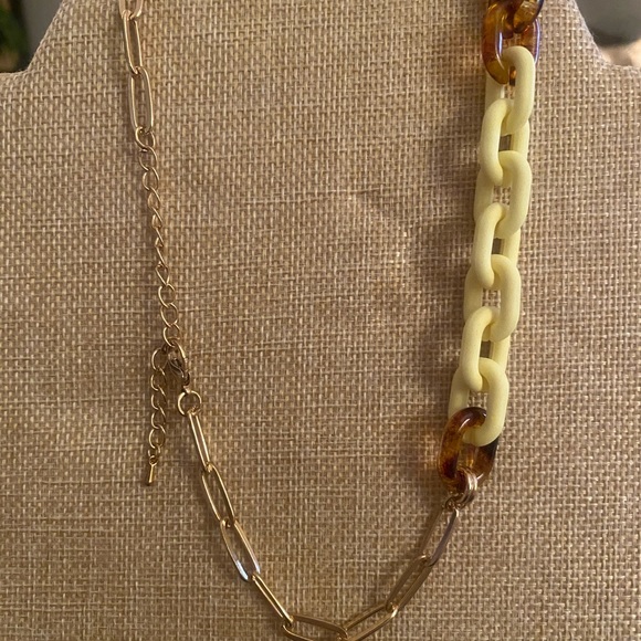 Soft Silicone Link Fashion Necklace - Picture 3 of 3